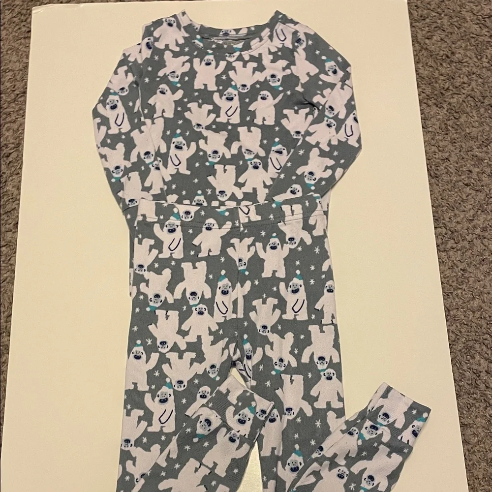Old Navy Toddler Size 4T Cozy Yeti Design Kids Long Sleeve Pajamas